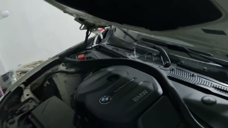 2002 BMW 330x Kaput Acilmiyor