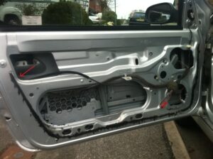 Renault Clio Merkezi Kilit Sorunu ve Pratik Çözüm Yöntemi