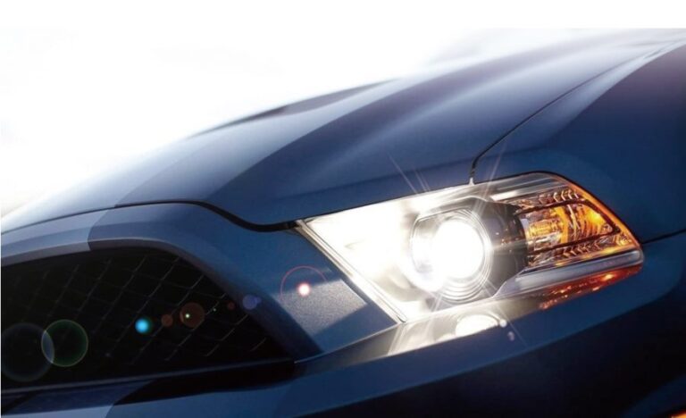 Renault Megane 2 Kisa Far Ampulu Nasil Degistirilir