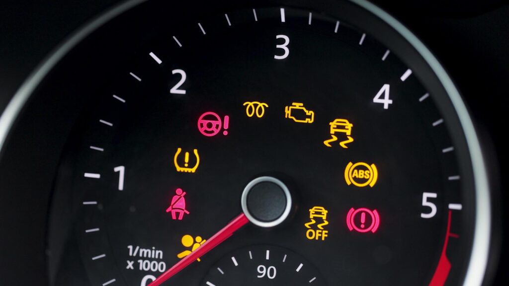 Hyundai Gösterge Uyarı Işıkları ve Anlamları (Simgelerle Açıklamalı)