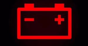 Akü Arıza Lambası: Gösterge Panelinde Anlamı ve Neden Yanar? 27 Akü Arıza Lambası: Gösterge Panelinde Anlamı ve Neden Yanar?